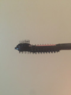 Total Tease mascara wand top end image by me.