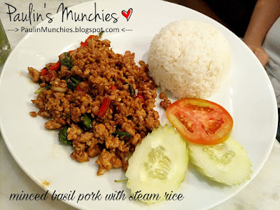 Paulin's Muchies - Bangkok: Have a Zeed by Steak Lao at Terminal 21 - Minced basil pork with steam rice