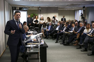 https://vnoticia.com.br/noticia/3489-projeto-de-lei-anticrime-sera-apresentado-na-terca-feira-ao-congresso