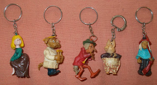 Bertje Big; Characatures; Character Key Rings; Cinderella; De Betuwe Jam; Dinky Pink Panther; Dutch Key Rings; Dutch Novelties; Dutch Toys; Flipje Betuwe; Grimm's Fairy Tale; Grocer Krent; Hubley Duck; Hugh Walter; Hugh Walter's Blog; Key Chains; Key Rings; Key-Fobs; Klaas Ram; Klaus Ram; Krent Kruidenier; Krent The Grocer; Pied Piper of Hamlyn; Pink Panther; Pink Panther Figures; Pink Panther Key Rings; Pink Panther Novelties; Pixy; Plastic Duck; PVC Characters; PVC Figurines; PVC Plastic Toy Figurines; Small Scale World; smallscaleworld.blogspot.com; Toy Ducks; Vortella Cowboys; Vortella Cowboys & Indians; Vortella Plastic; Vortella Wild West; Witch; Xandria; Xandria - Holland; Xandria Key Chain; Xandria Key Rings; Xandria Key-Fob; Xandria Pixies; Yolanda; Yolanda Pink Panther;