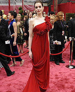 Dress Anne Hathaway on Oscar Dress Anne Hathaway Jpg