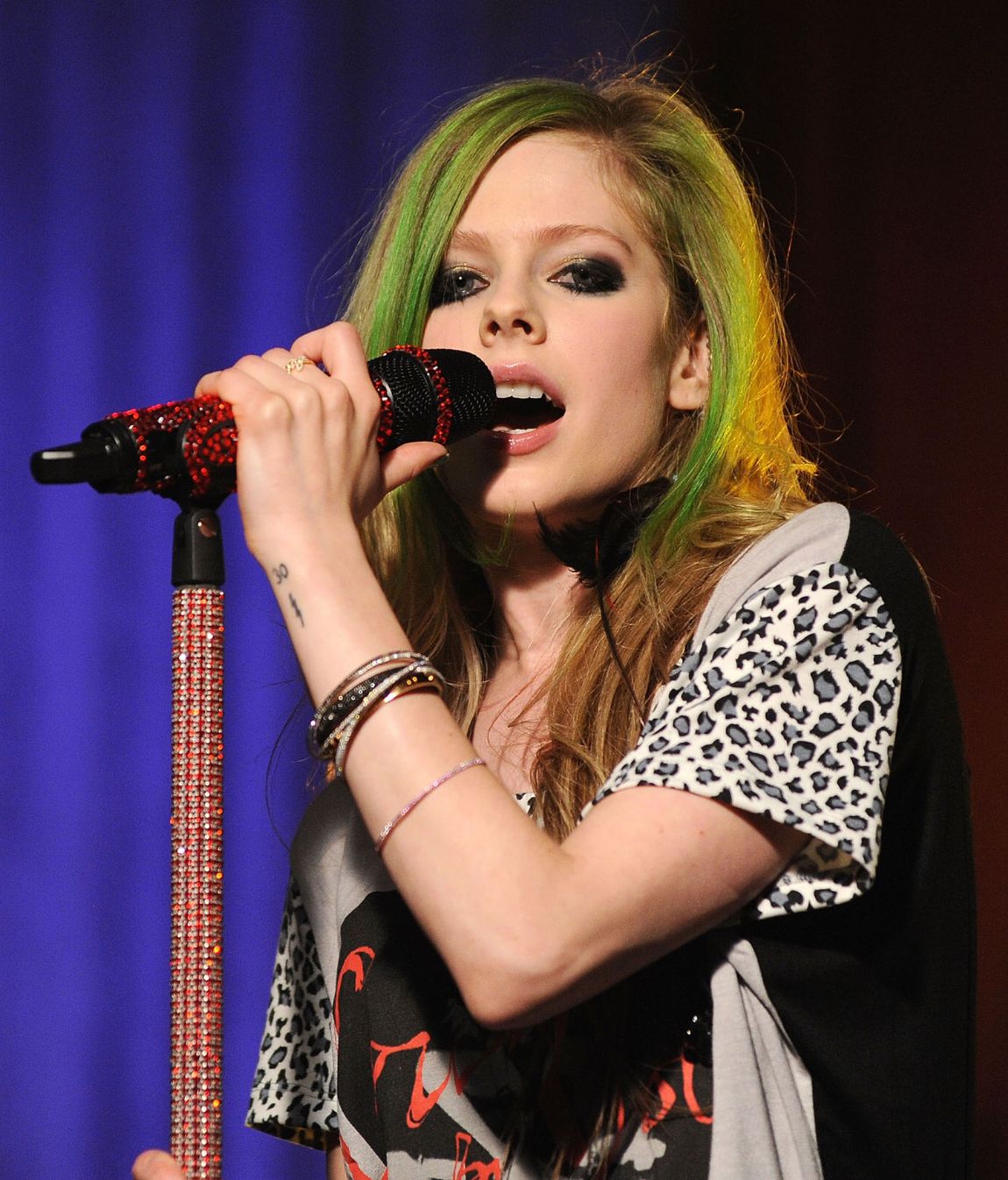 Avril Lavigne 2011 AOL Studios