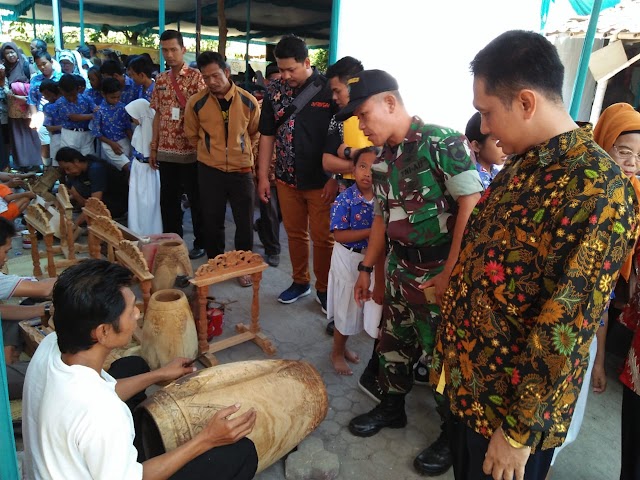 WORKSHOP UKIR RANCAK GAMELAN DI DESA WIRUN