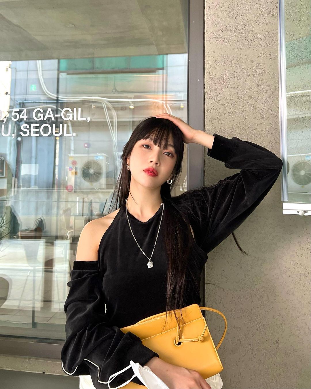 Beautiful South Korean Actress Joy Red Velvet Profile