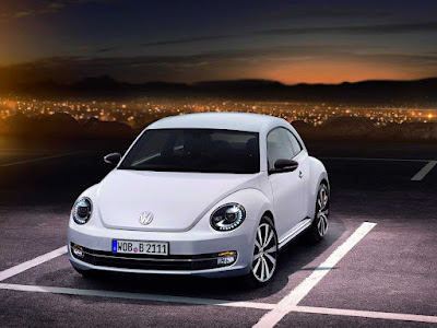 Volkswagen-Beetle_2012_1600x1200_Front_Angle_03