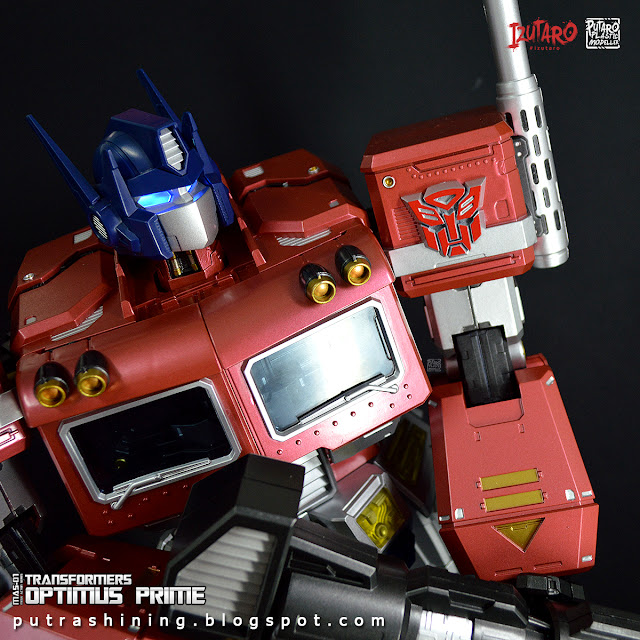 Transformers Optimus Prime | MAS-01 Mega Action Series 18" REVIEW