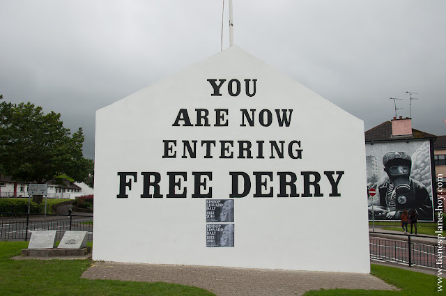 Bogside Free Derry mural Irlanda del Norte