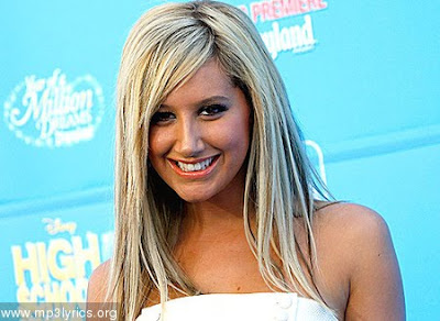 Ashley Tisdale's Pictures