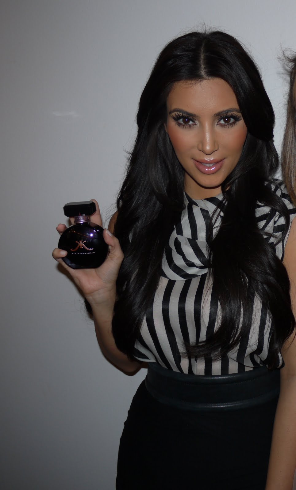 Kim Kardashian Bedroom - Viewing Gallery