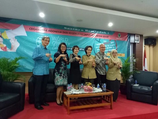 Mengendalikan Obesitas Dengan Mengatur Pola Makan dan Aktif Bergerak