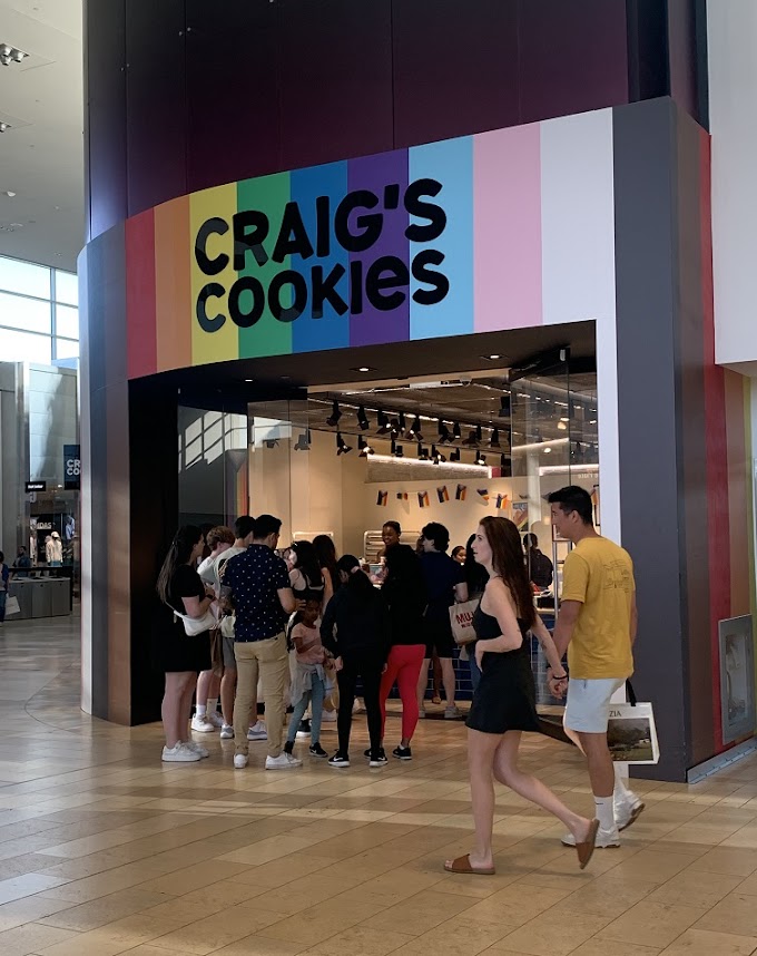 Craig's Cookies - Yorkdale Mall Toronto