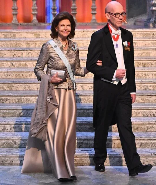 King and Queen of Sweden attended the Royal Swedish Academy of Sciences' festive meeting