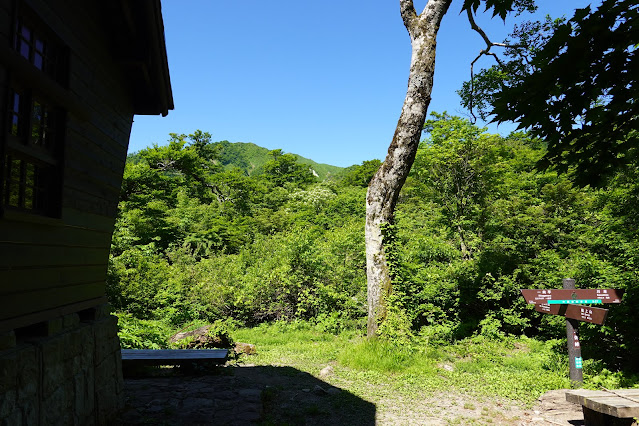 鳥取県西伯郡大山町大山　大休峠避難小屋