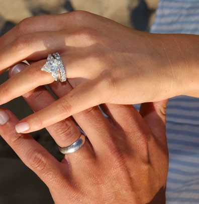 Jessica simpson wedding ring with nick