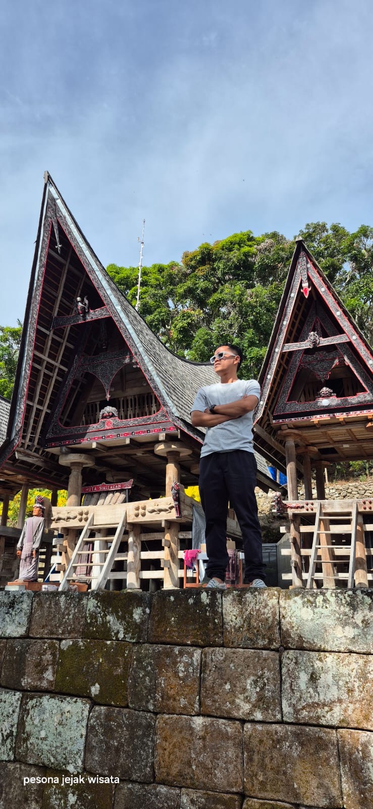 Trip Percutian Pulau Samosir Kampung Batak Siallagan