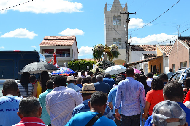 Em Delmiro Gouveia, confira imagens do encerramento dos festejos da Padroeira do Distrito de  Sinimbu 