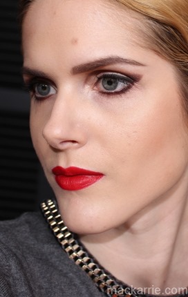 c_714LipstickGwenStefaniUrbanDecay7