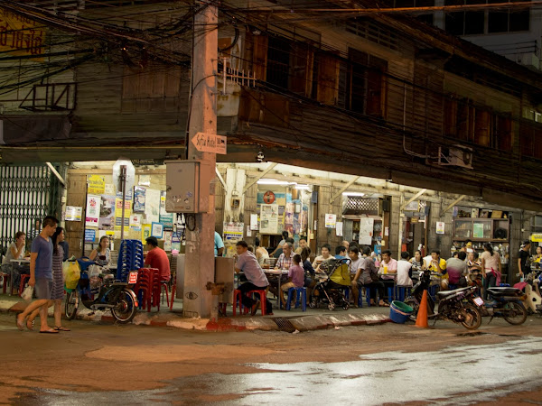 [HUA HIN] Som Moo Joom (Breakfast) / Jek Be-Ak Seafood (Dinner) Restaurant @ Thailand