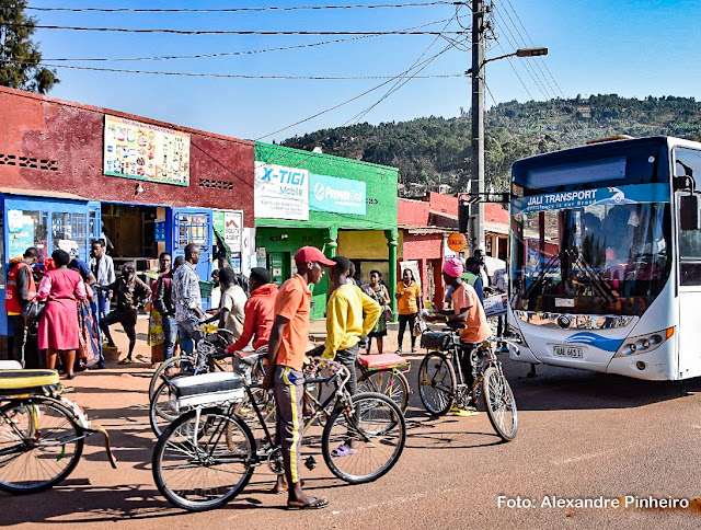 Rua em Kigali, Ruanda