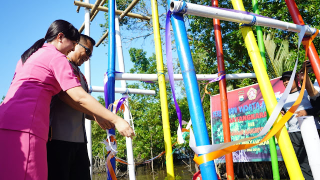  Pesona Wisata Mangrove Bhayangkara 99, Membidik Milenial Luwu Raya 