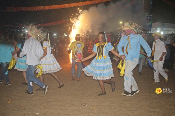 Mais um sábado de festa na praia do Farol