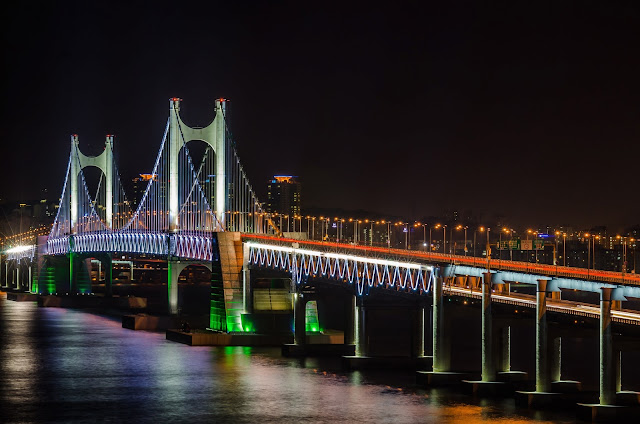 Busan's Diamond Bridge