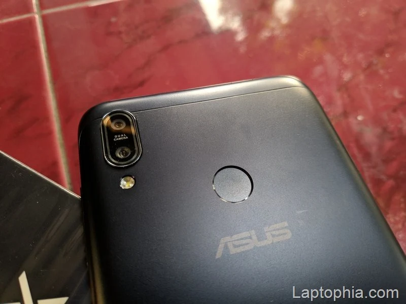 Desain Asus Zenfone Max M2 ZB633KL