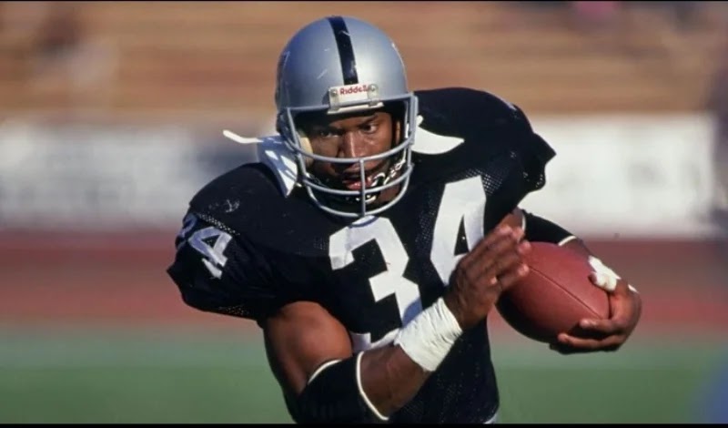 Everything You Need To Know About Bo Jackson