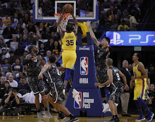 Kevin Durant dunk