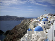 Το Santorini Grace έχει φυλάξει μπόλικα ηλιοβασιλέματα για όλους μας. (travel trip santorinijpg dd )