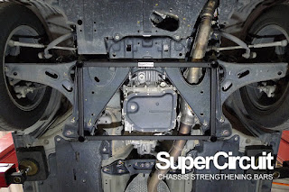 The undercarriage of the Subaru XV2 with the front lower brace installed.