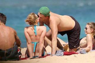 Scarlett Johansson Boyfriend