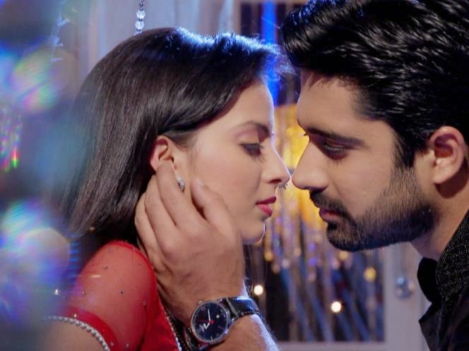 Shlok & Aastha Couple HD Wallpapers Free Download