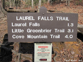 Smokey Mountain National Park, Laurel Falls Trail Sign