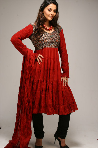 Stylish Dresses on Pakistanisalwar Kameez  New Stylish Anarkali Dresses 14