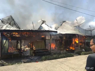 Rumah di karo Terbakar