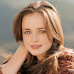 Hollywood Actress Alexis Bledel Wallpaper