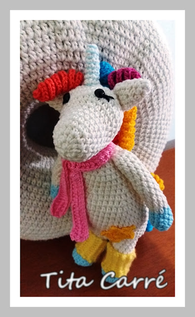 Unicórnio Freddo em crochet