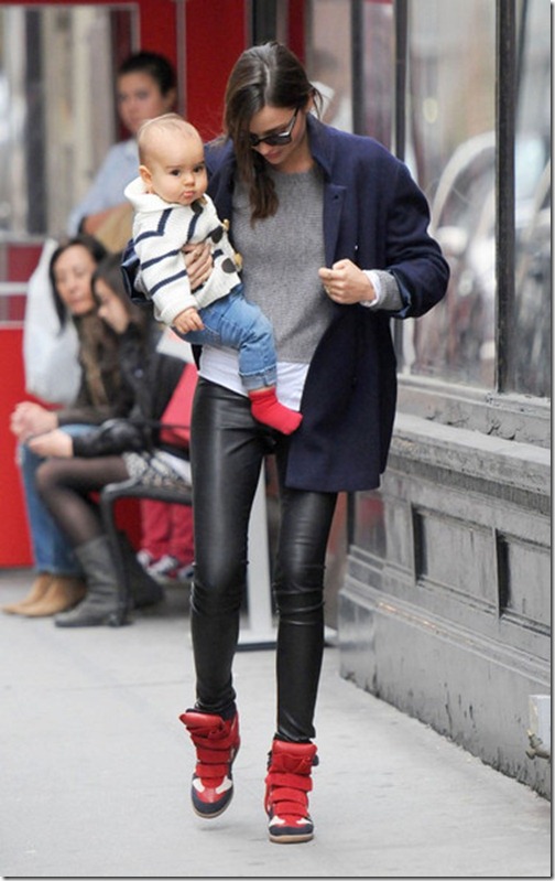 Miranda-Kerr-son-Flynn-isabel-marant-navy-bekket-high-top-velcro-suede-sneakers