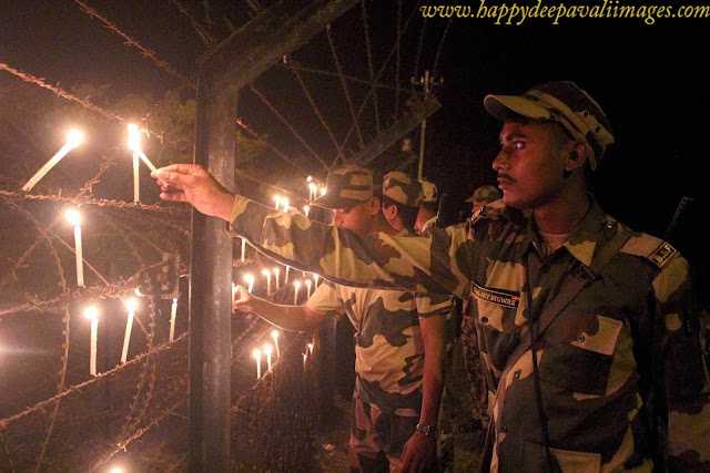 soldiers celebrating Diwali on border