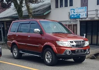 Jenis dan Tipe Isuzu Panther Lengkap