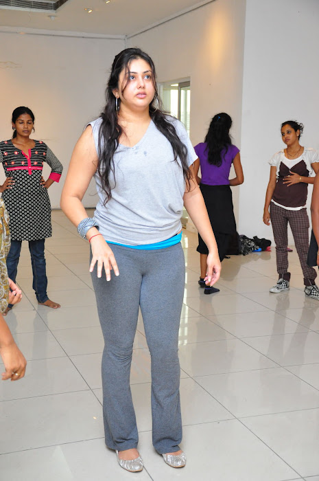 namitha dance reharsal unseen pics