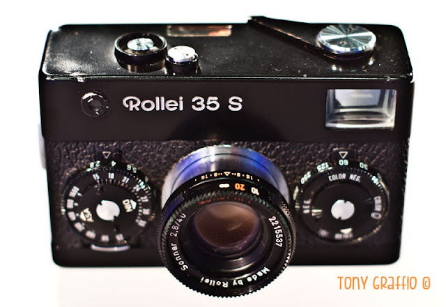 La Rollei 35S un po' ammaccata di Tony Graffio