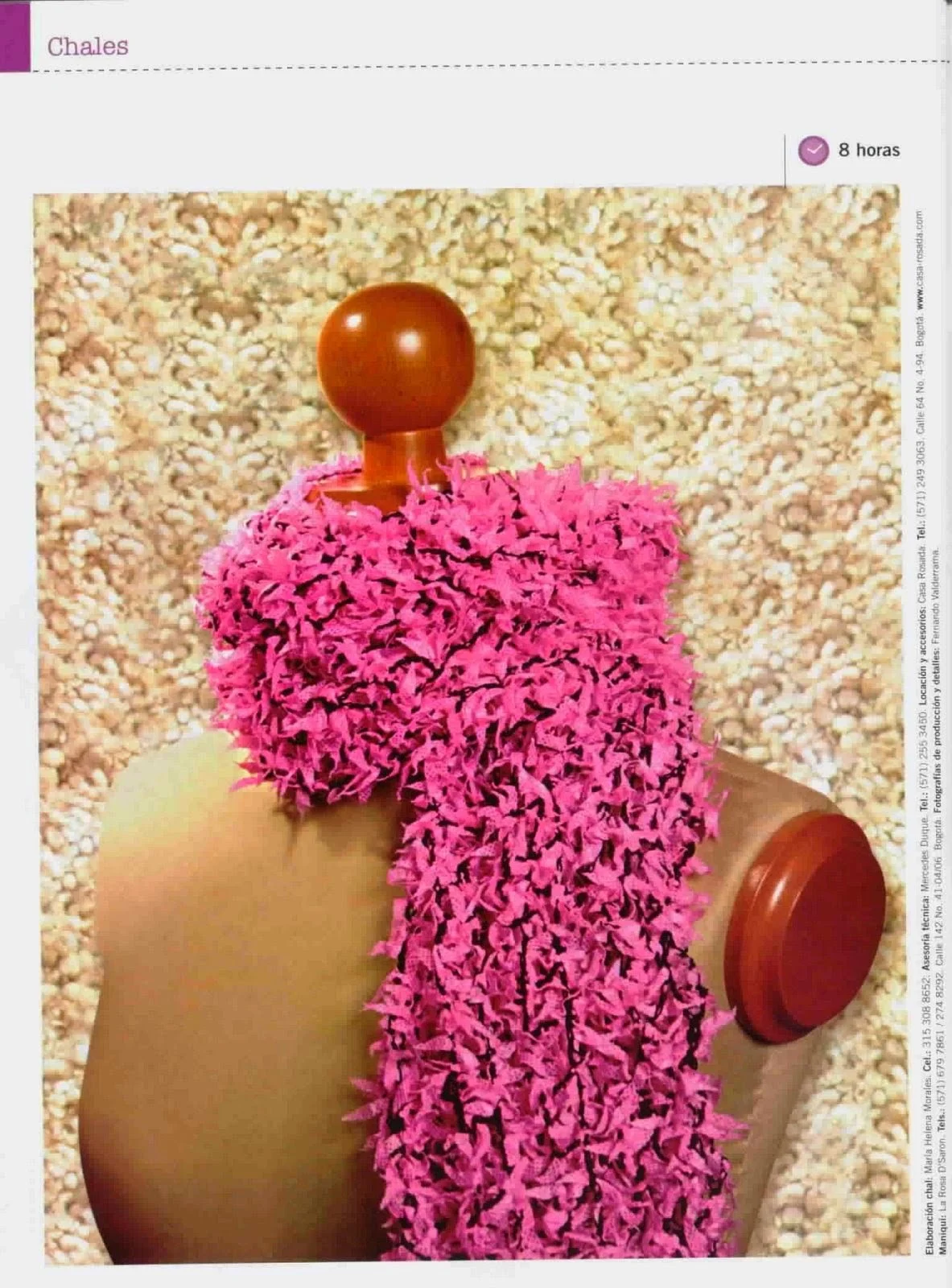 Bufanda fuscia tejida al crochet con explicación paso a paso