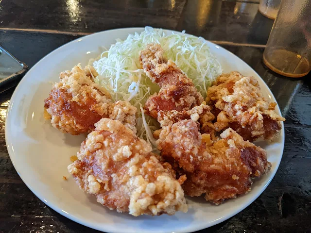 まるまるうどん東長崎店の唐揚げ