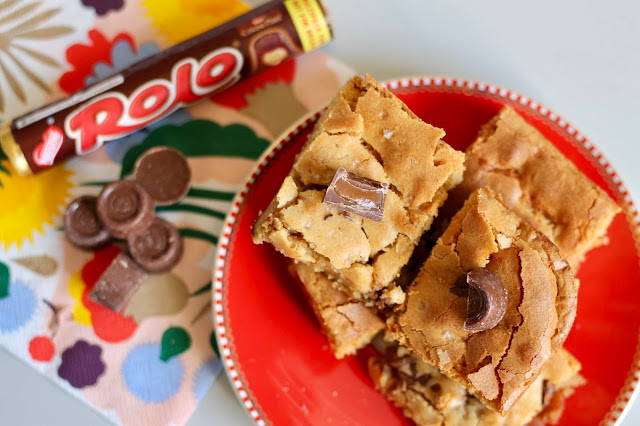 Salted Rolo blondies