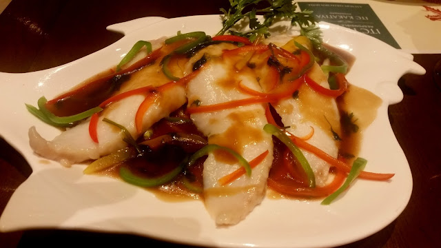 Steamed Fish with Bell Peppers
