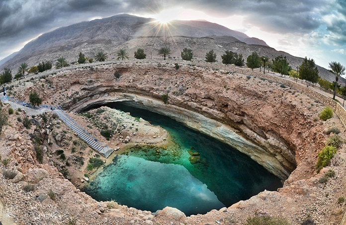  Keindahan Bimmah, Tetesan Oasis dari Langit