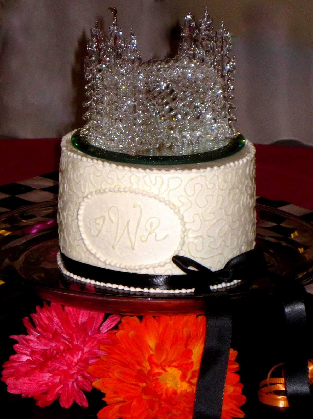 wedding cake pops bride and groom Small Bride/Groom's Cakes