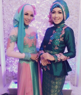 Model Kebaya Wisuda Muslim Warna Favorit Para Wisudawati